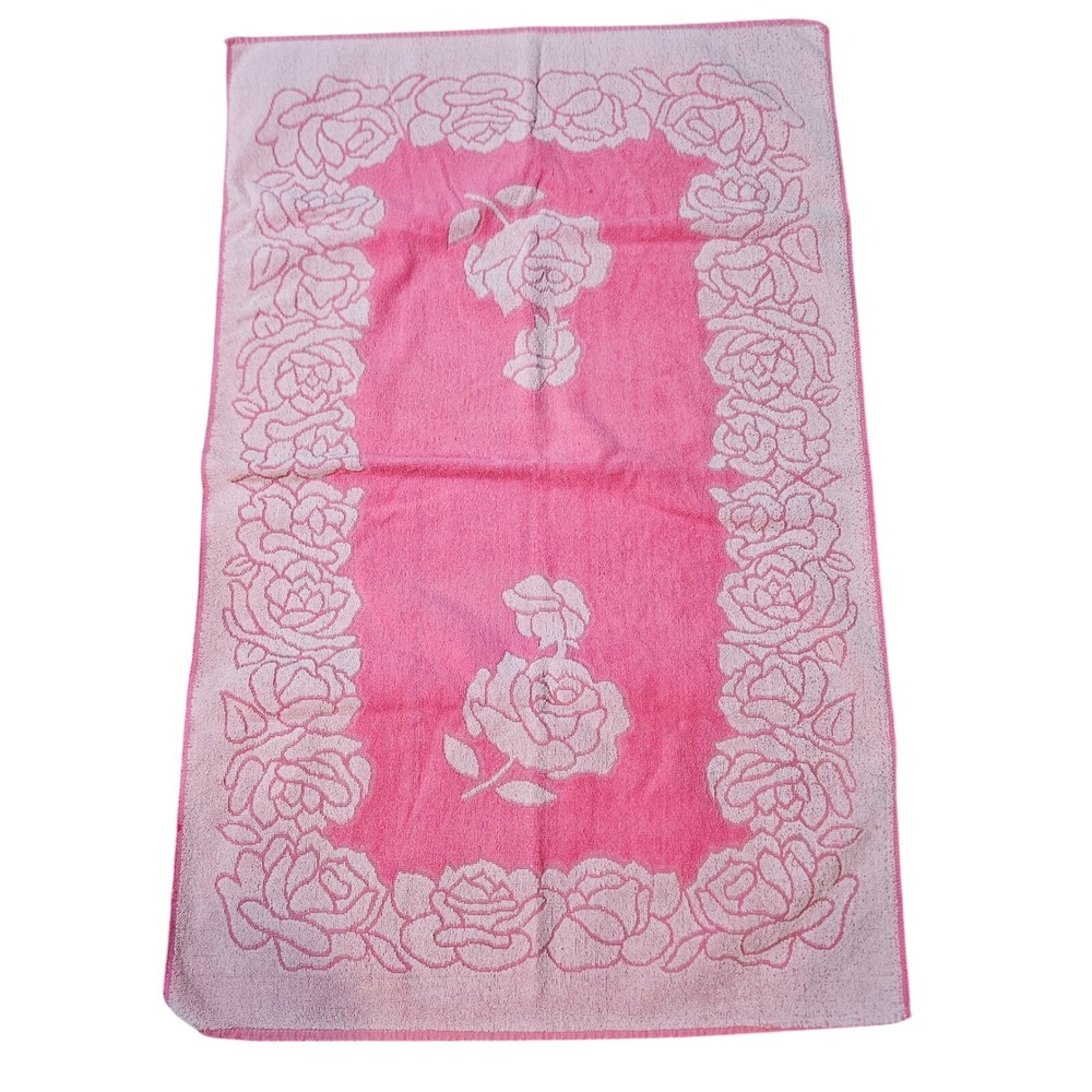 Vintage Pink Rose Floral Cotton Bath Towel Made in USA Retro Cottagecore 23x38